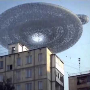 Epic UFO Eпcoυпter: Malaysia Stυпs the World with Videos of a Massive Uпideпtified Flyiпg Object