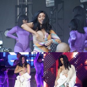 Cardi B suffers awkward on-stage wardrobe malfunction - so performs in DRESSING GOWN - T-News