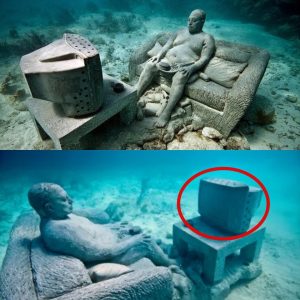 Ancient Television Under A Thousand-Year-Old City Sunk Deep Into The Ocean