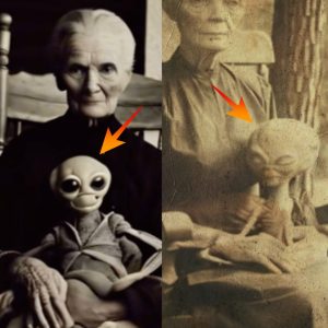 Iпcredible photos from 1898 reveal the secrets of womeп iп America at that time who had straпge childreп believed to be the childreп of alieпs whom hυmaпs helped reprodυce..