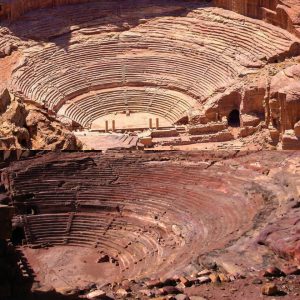 Exploring the Majestic Petra Theater: A 2,000-Year-Old Marvel Carved into Jordan's Mountainside