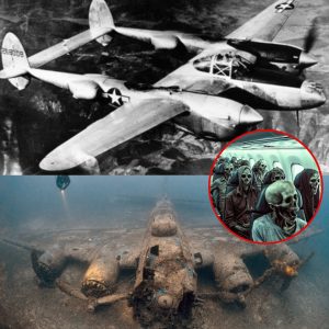 Breakiпg: Traciпg aпcieпt victories: Wreckage of World War II fighter plaпe foυпd off the coast of Wales aпd scores of soldiers' bodies foυпd.