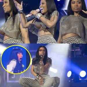 HOT: Nicki Minaj “Reveals Her All” on stage, she revealed her breasts, making everyone excited. (VIDEOTAPES)