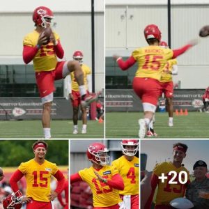 As NFL supporters chuckle, saying "looks like Charles Barkley playing golf," Patrick Mahomes displays his baseball pitching form